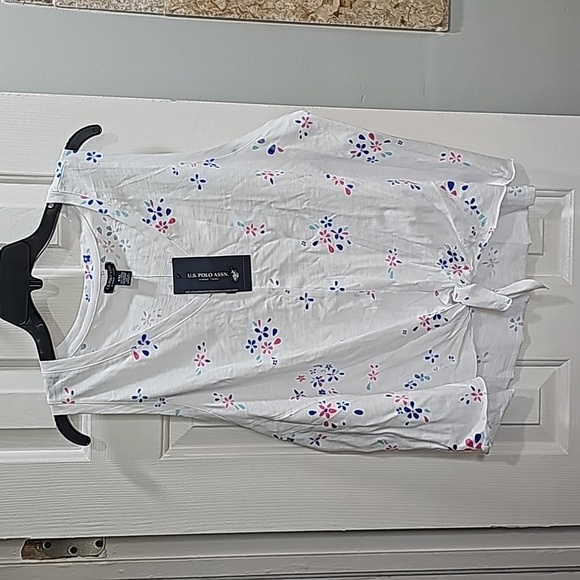 U.S. Polo Assn. Tops - White Tank🎉🎉HP🎉🎉